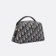 Dior 30 Montaigne D-Cosy